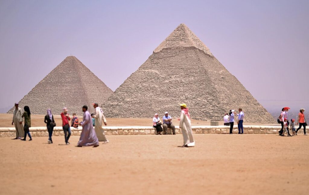 4 Days Cairo and Luxor Tour Package - Giza Pyramids