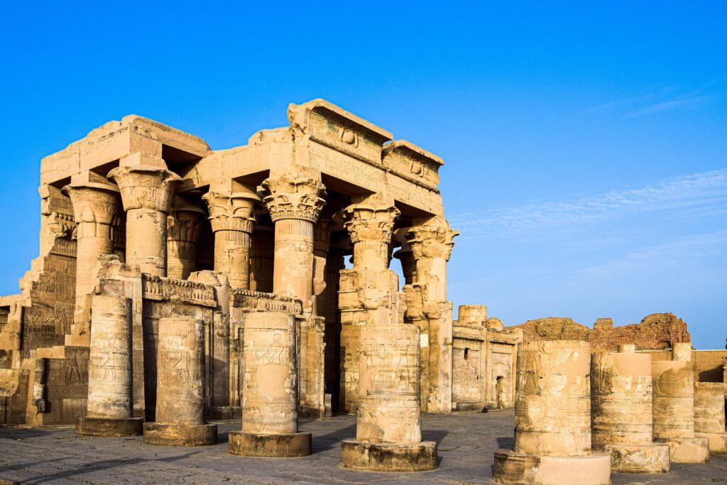 5 days Nile Cruise Luxor, Aswan, Abu Simbel - Philae Temple