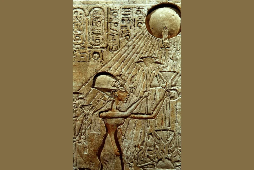 Akhenaten and priests of God, Amun - Egypt Tours Group