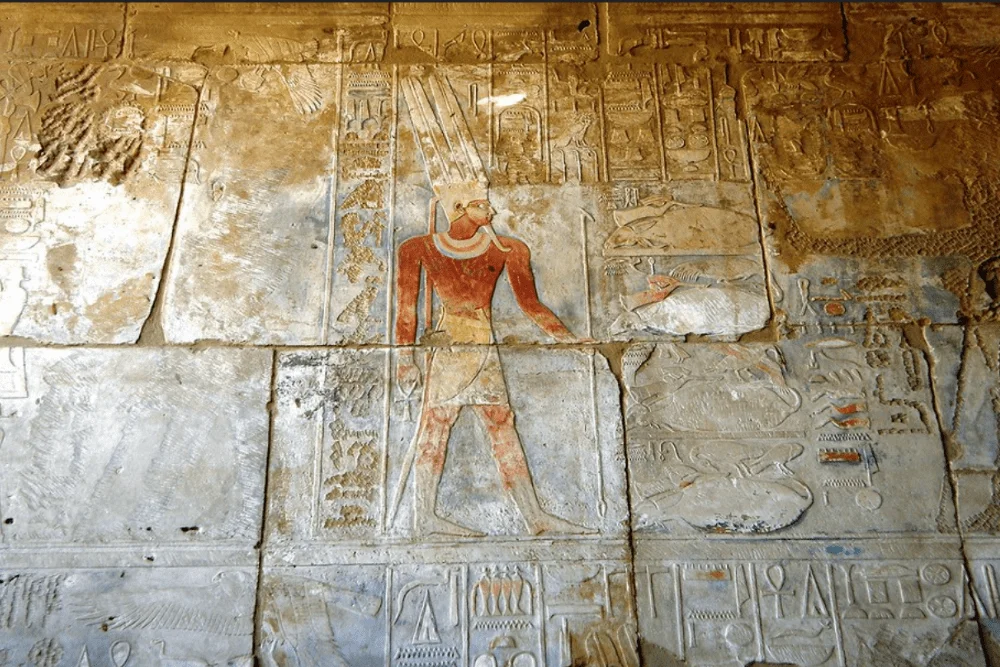 Iconography of Amun: double plumes, ram forms, primeval aspects