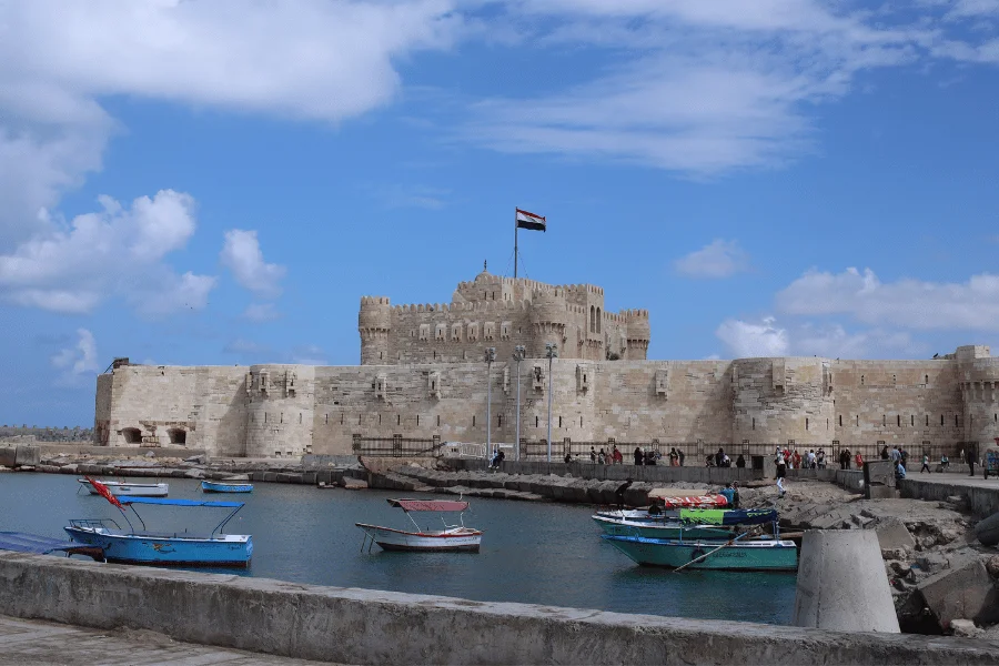 Alexandia-coast-showing-Qitebay-castle
