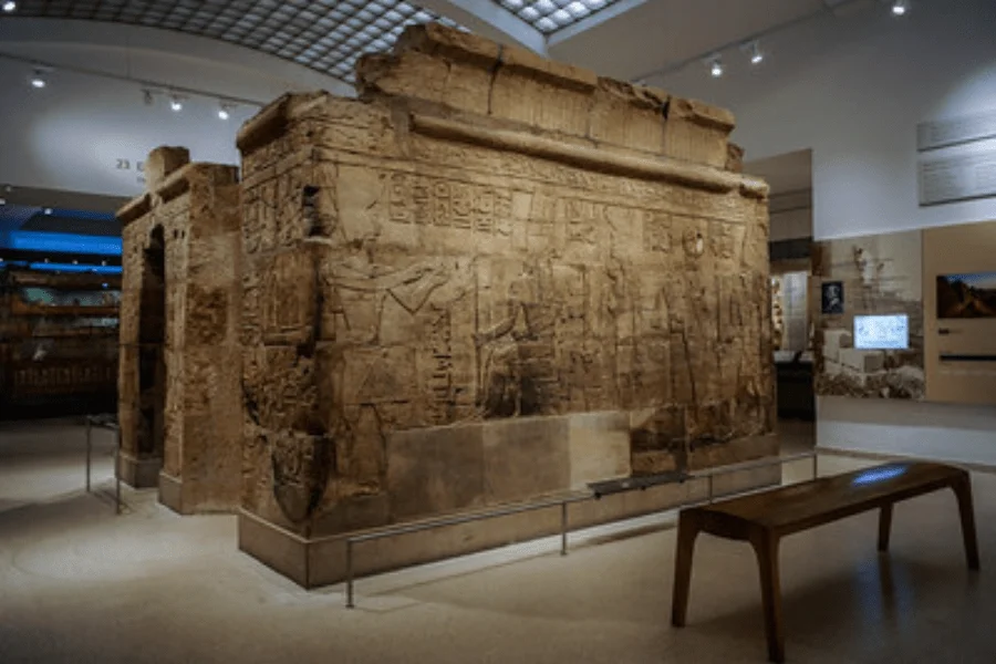Overview: Egyptian tombs and funerary traditions