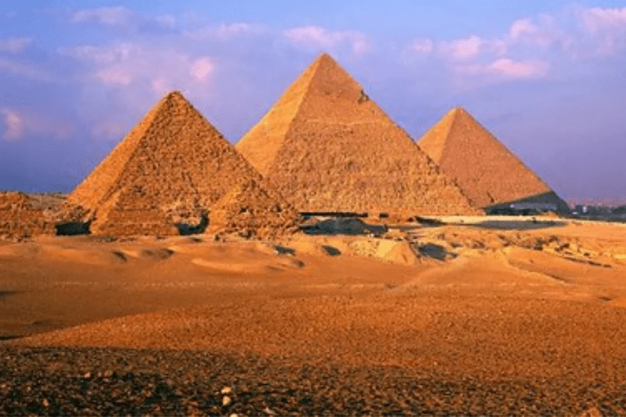 Pyramids of Khafre, Menkaure, and Khufu.