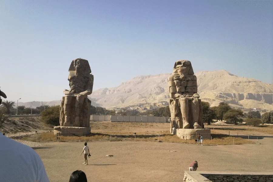 Colossi of Memnon statues in Luxor - 9 Days Cairo, Luxor & Hurghada Tour Package
