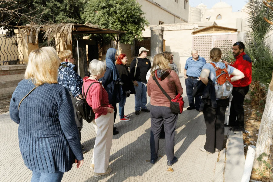 Guide to etiquette at Ben Ezra Synagogue.