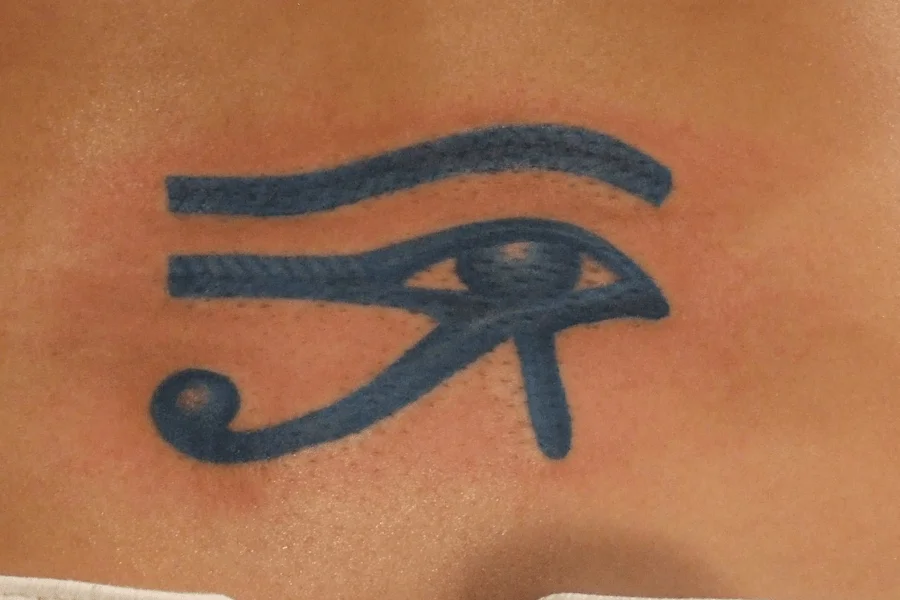 Eye of Ra for protection
