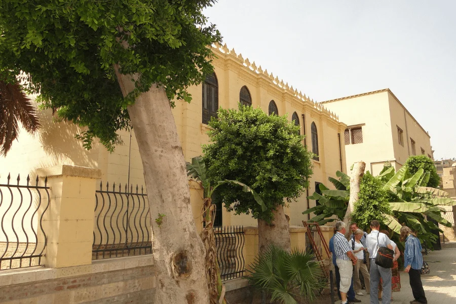 Schedule and visiting hours posted at Ben Ezra Synagogue.