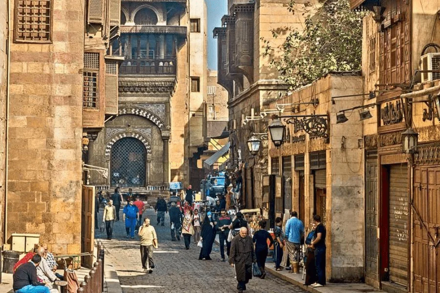 Al Muizz Street in Cairo – Egypt’s Islamic Heritage