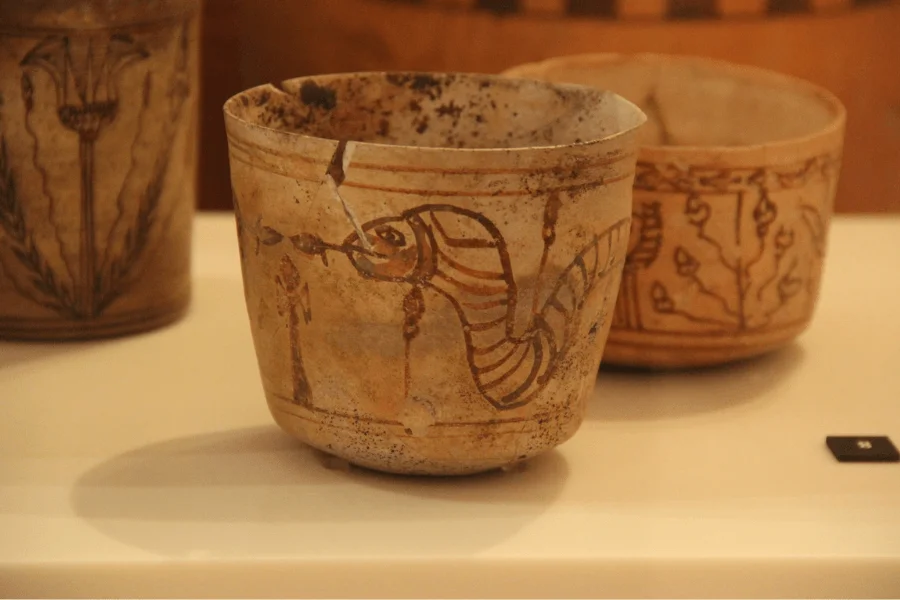 Ancient Egyptian food vessel and offering scene