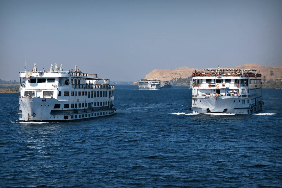 Luxury Nile Cruise Egypt – sail between Luxor and Aswan with 5★ comfort, part of our 12 Days Egypt Tour with Nile Cruise & Hurghada