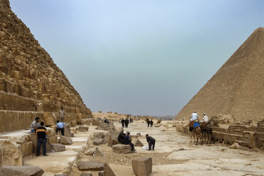 Giza Necropolis: History, Pyramids, and Ancient Egyptian Beliefs