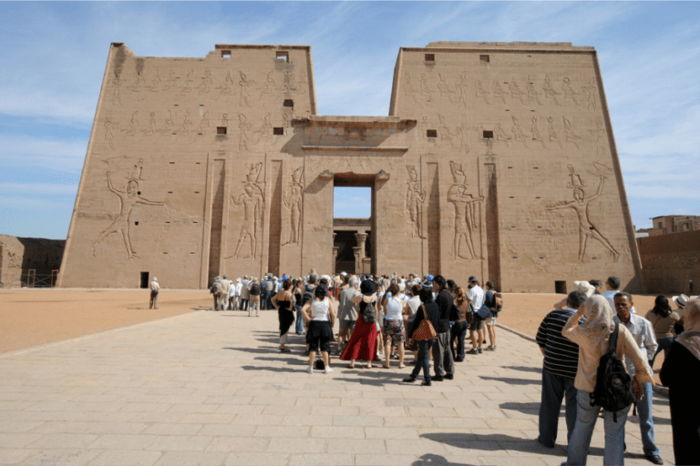 Best Egypt Tourist Attractions & Travel Tips