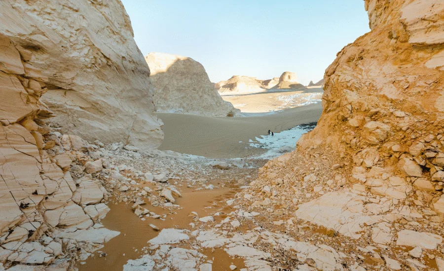 White Desert – Egypt’s Natural Wonderland - 7 Days Cairo, Aswan, Abu Simbel & Luxor Tour