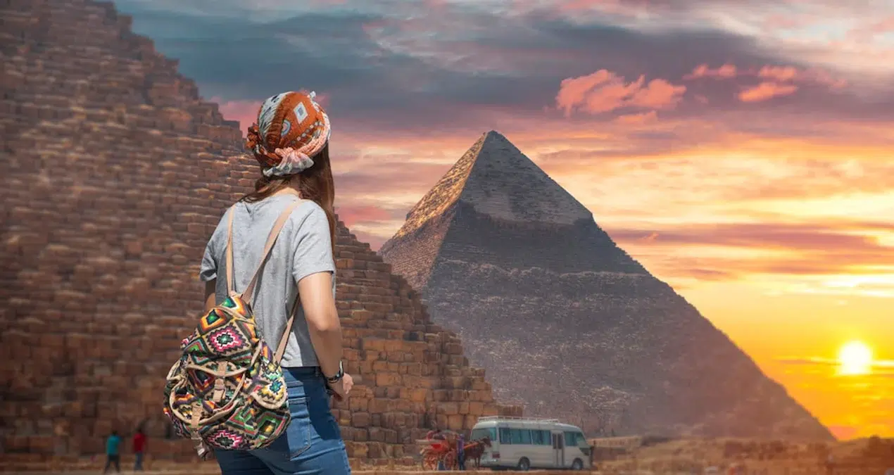 how much would it cost to travel to egypt