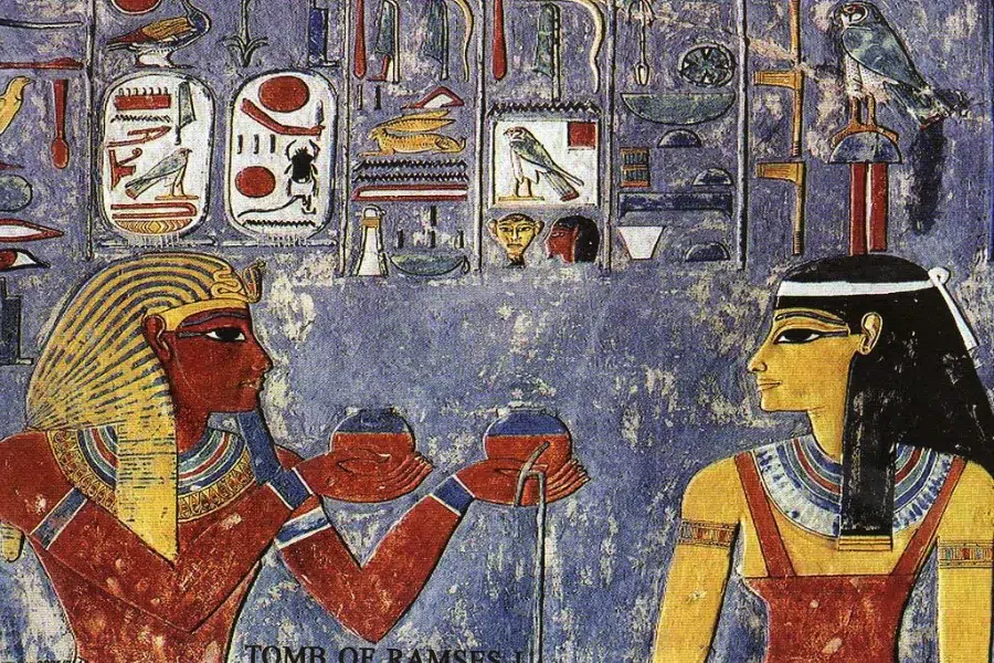 Ancient Egyptian wall painting showing different skin tones - Ancient Egyptian