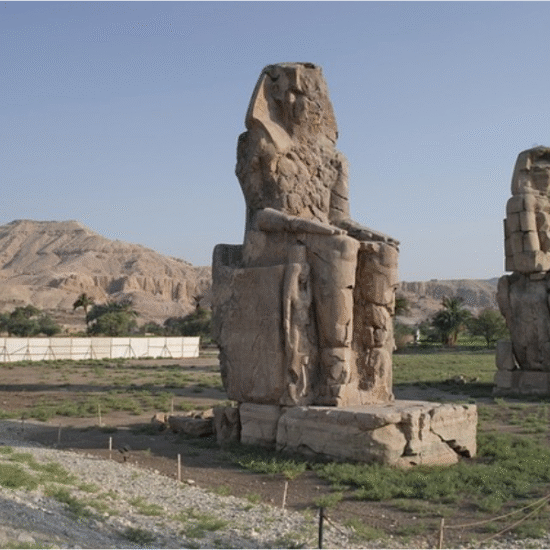 Giant statues of Amenhotep III