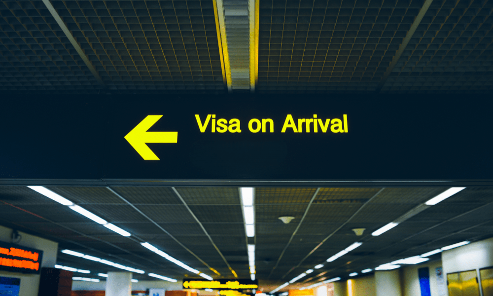 Side-by-side comparison of Egypt eVisa and visa on arrival documents.