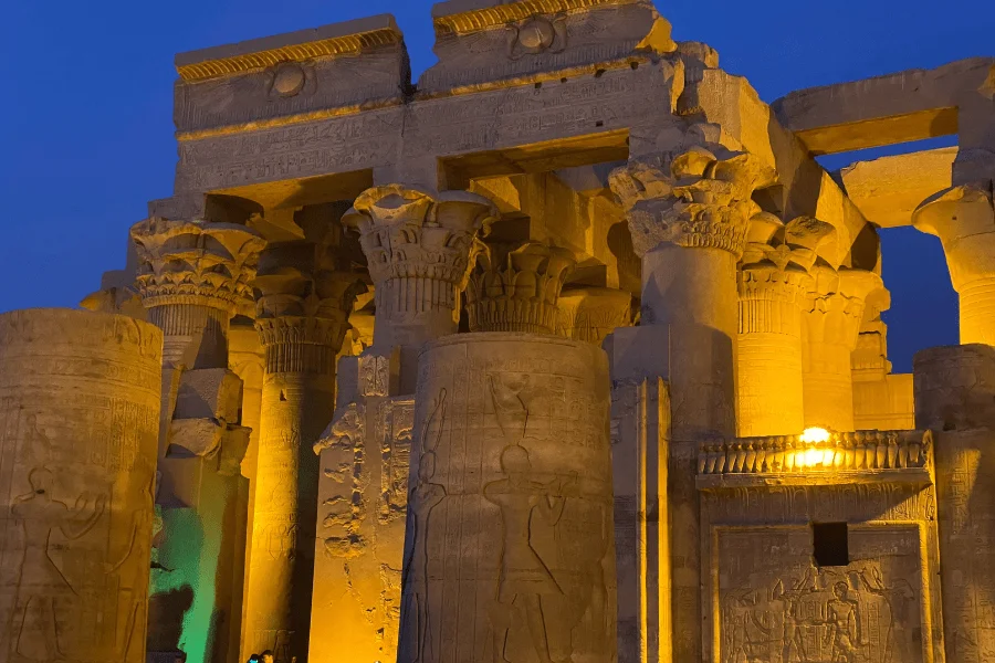 Dual temple structure of Kom Ombo beside the Nile