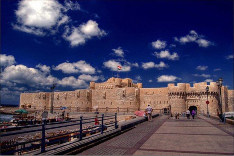 6 Day Egypt Tour Packages – Cairo, Nile Cruise, Alexandria & Oases