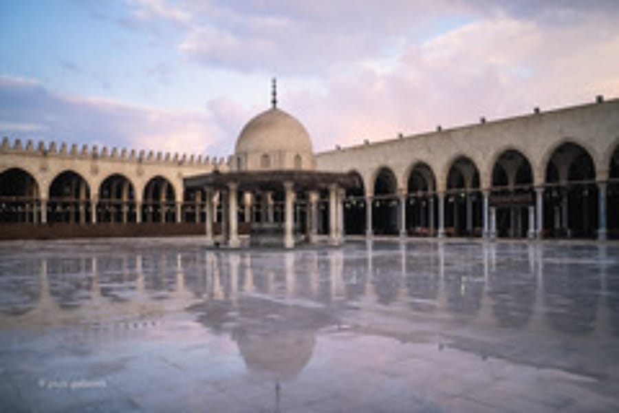 the court of Amr Ibn Al-Aas Mosque at Cairo - Amr Ibn Al-Aas Mosque_The First and oldest mosque ever built in Africa - Egypt Tours Group