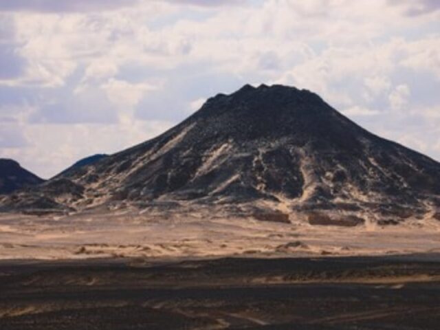 Bahariya Oasis Egypt Travel Guide – History, Nature & Desert Life