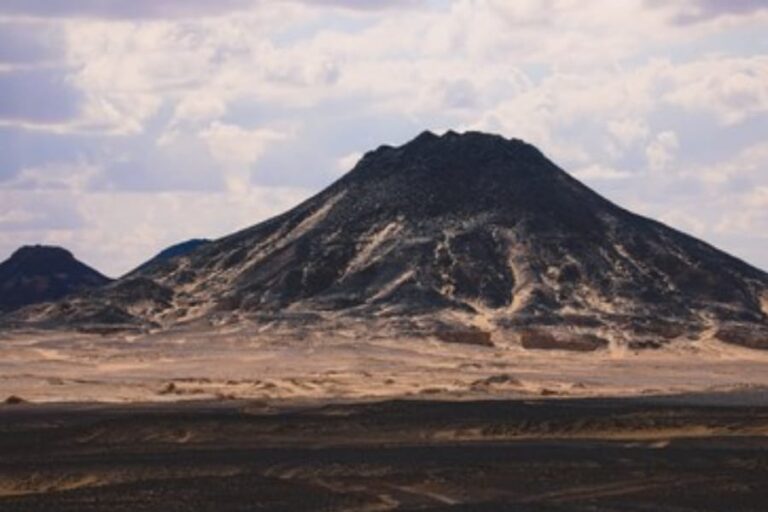 Bahariya Oasis Egypt Travel Guide – History, Nature & Desert Life