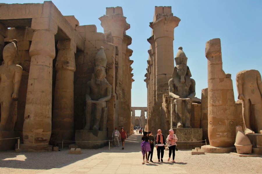 Luxor highlights—hypostyle halls and avenues of sphinxes