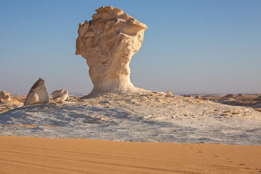 Golden sands and white cliffs of the Valley of Agabat, Egypt