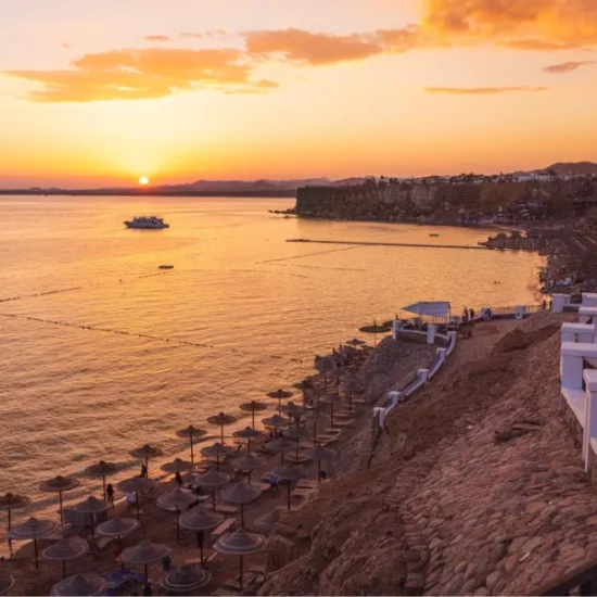 Hurghada beach during sunset - 12 Days Cairo, Nile Cruise & Sharm El Sheikh Family Tour