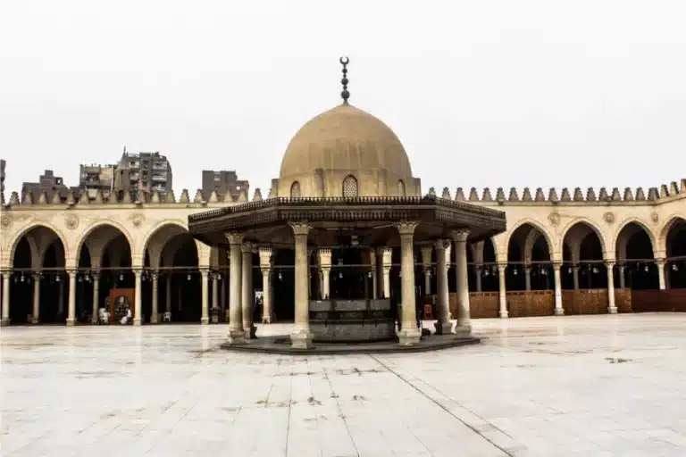 Amr Ibn Al-As Mosque: History, Architecture & Visitor Guide