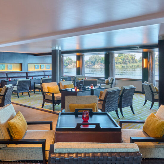 Luxury restaurant overlooking the Nile on Oberoi Zahra
